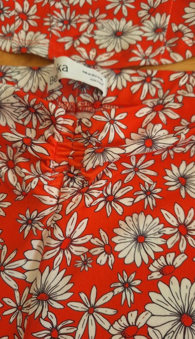 Conjunto Bershka rojo - Crop top y pantalón