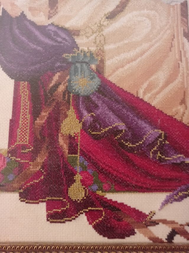 Cuadro de punto de cruz: Dama elegante