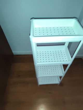 Estantería blanca de plástico desmontable