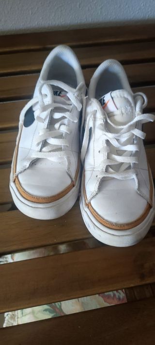 Zapatillas Nike blancas casual