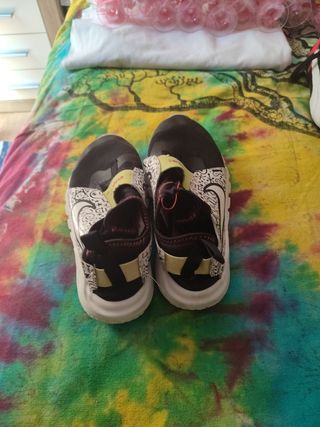 Zapatillas Nike - Deportivas