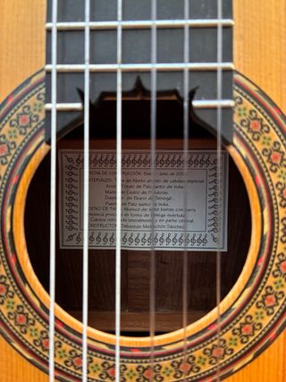 Guitarra Clásica Artesanal- pieza única- lutier