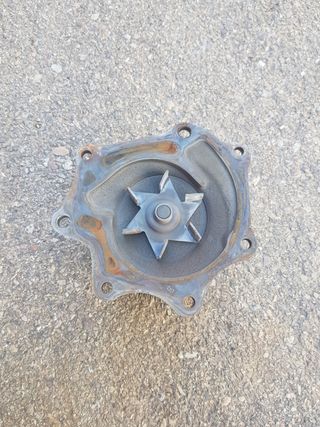 Bomba agua Terrano II (1995)