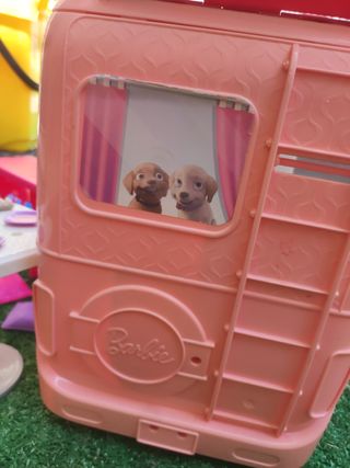 Barbie Camper + Piscina