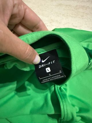 Sudadera Nike verde