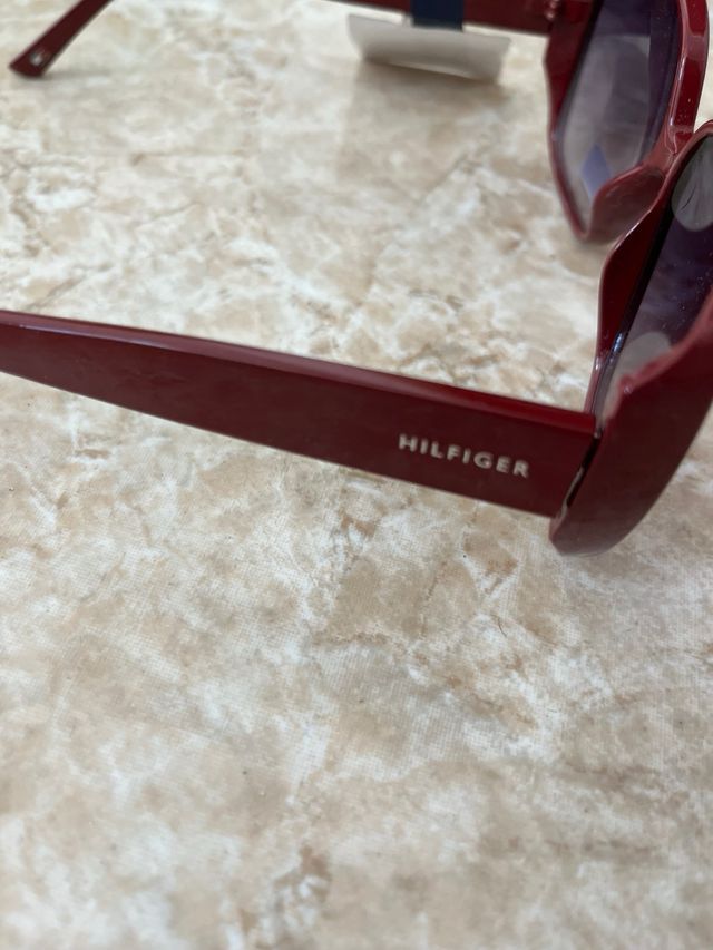 Óculos Tommy Hilfiger granate