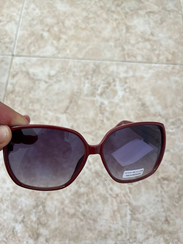 Óculos Tommy Hilfiger granate