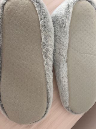 Zapatillas grises calentitas