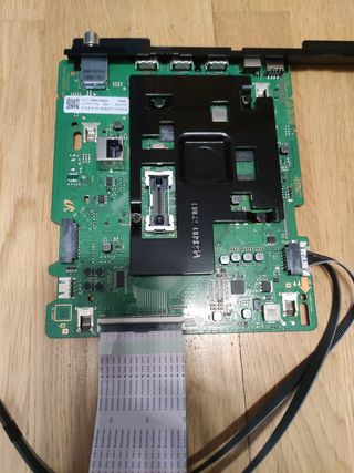 TV Samsung TU75CU7105K (Panel roto)