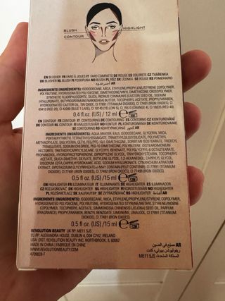 Set de 3 productos en crema de Revolution Pro Glow