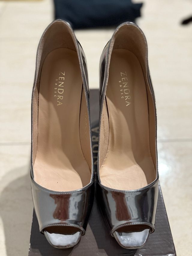 Zapatos Zendra plateados - Tacones