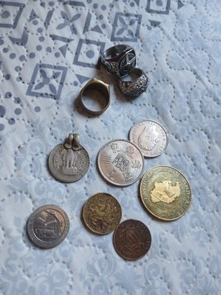 Antigüedades: Monedas y Anillos