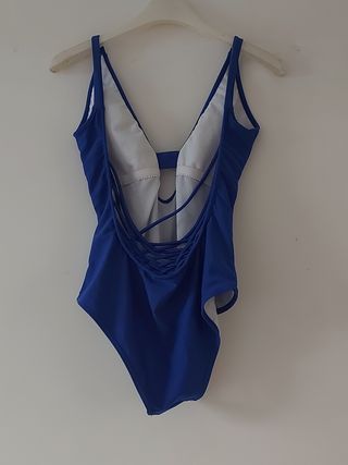 Costume donna intero taglia L blu a 8€.