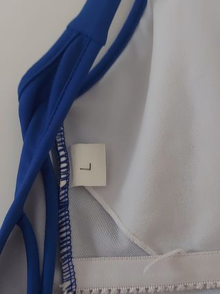 Costume donna intero taglia L blu a 8€.