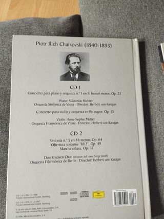 CD+libro  Tchaikovsky & Verdi Clásicos.