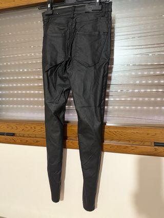 Pantalones cuero negro - tiro alto