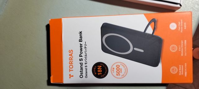TORRAS Ostand S Power Bank - 5000 mAh