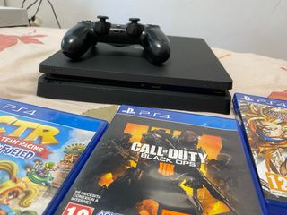 PS4 Slim (PlayStation 4) - 3 juegos