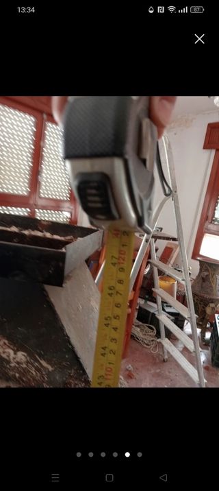 Estructura chimenea metal negra