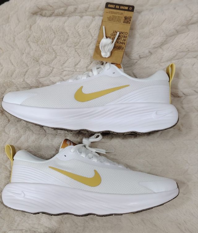 Zapatillas Nike Promina - Blancas y Doradas