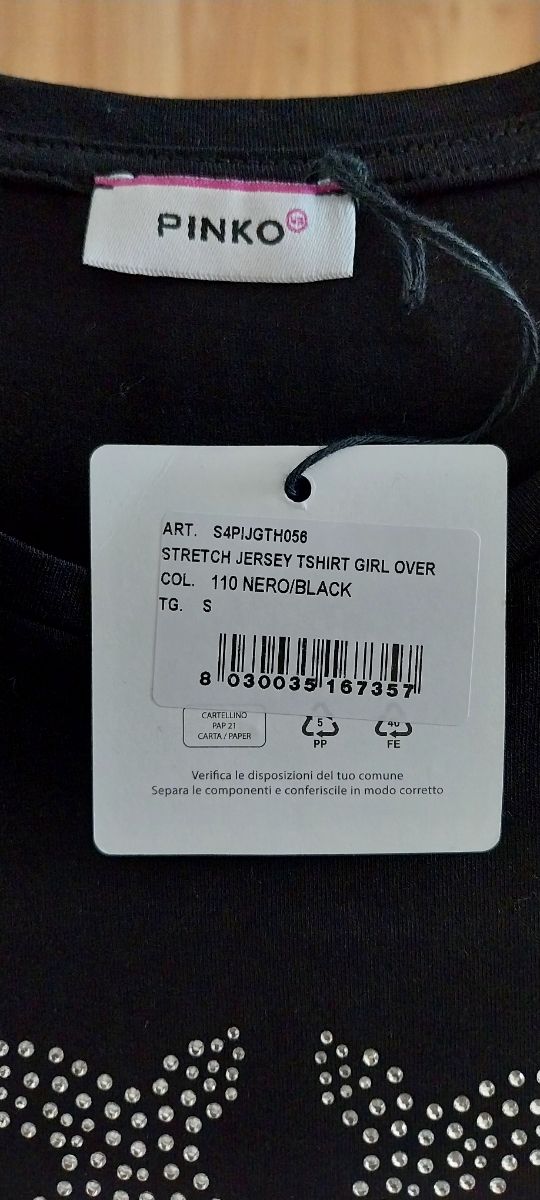 T-shirt Pinko preta c/ Strass