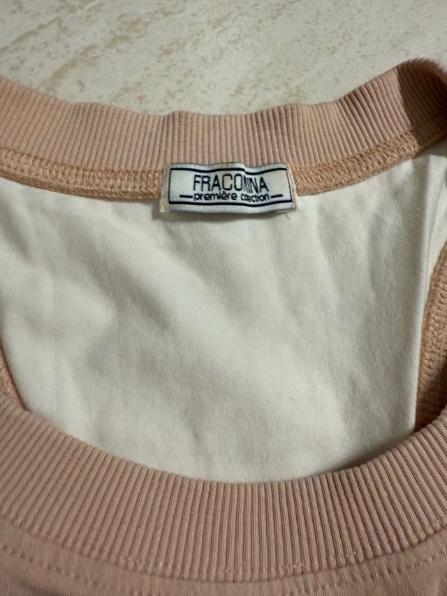 Camiseta beige Fracomina serpiente