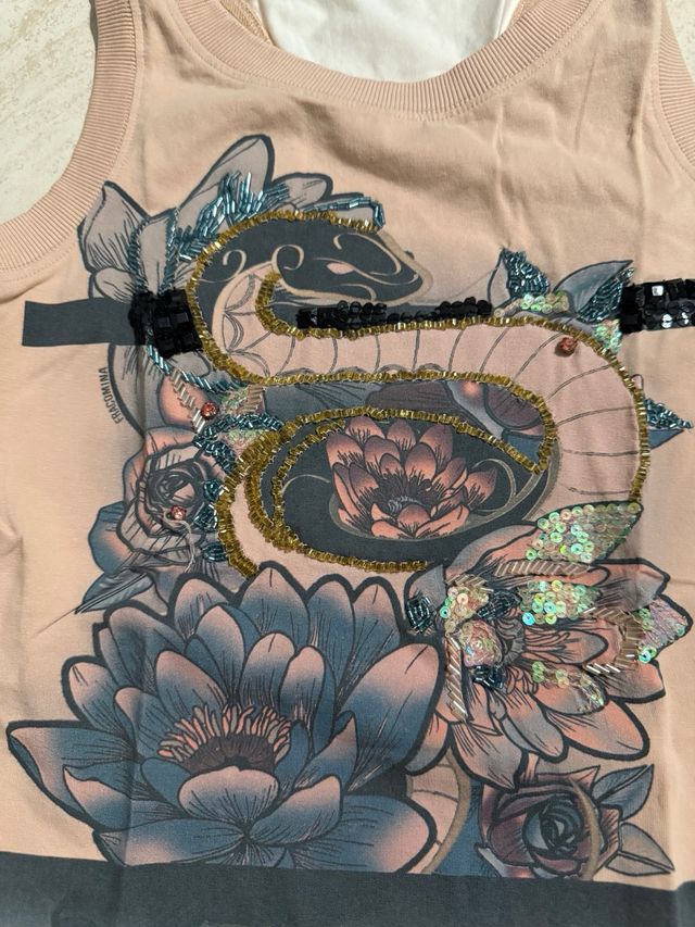 Camiseta beige Fracomina serpiente