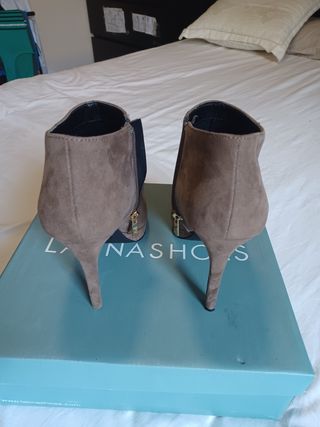 Botines Marrón marca Prima Donna