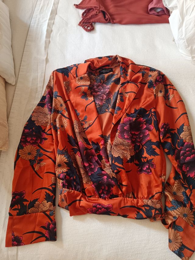 Body Zara estampado floral - talla S