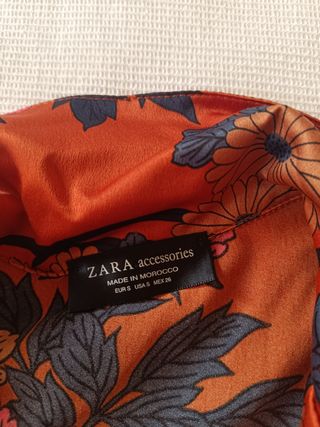 Body Zara estampado floral - talla S