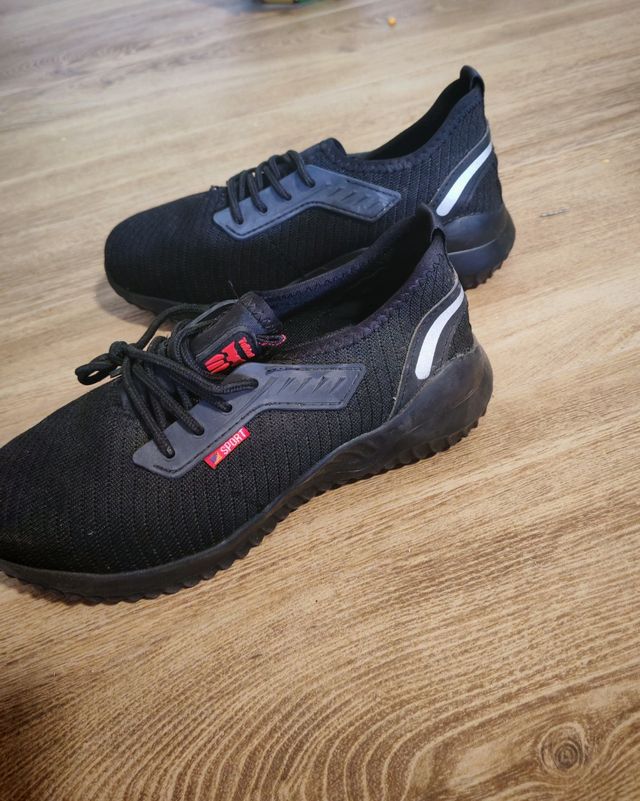 Zapatillas seguridad negras Tullden