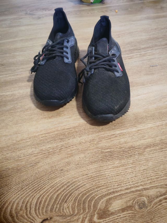 Zapatillas seguridad negras Tullden