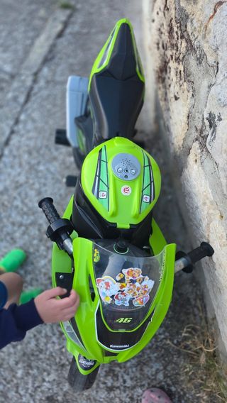 Moto eléctrica infantil Kawasaki