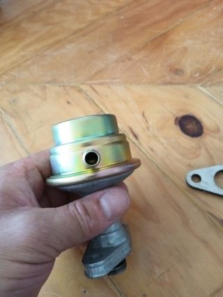 Bomba gasolina Ford 88