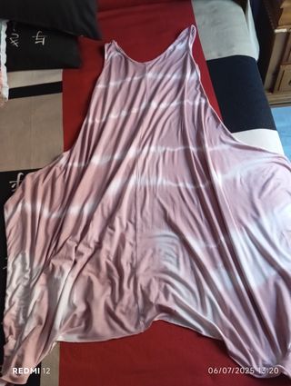 Vestido largo tie-dye rosa