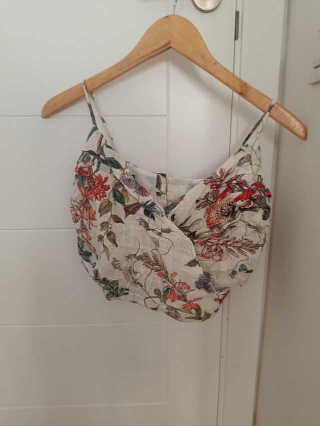 Top Zara flores multicolor