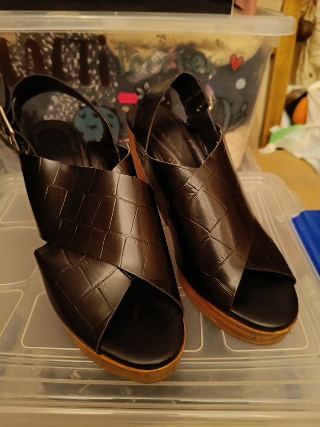 Sandalias Zara negras tacón