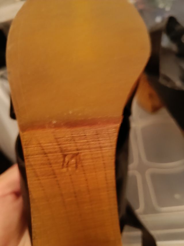 Sandalias Zara negras tacón