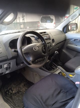 Toyota Hilux 2011