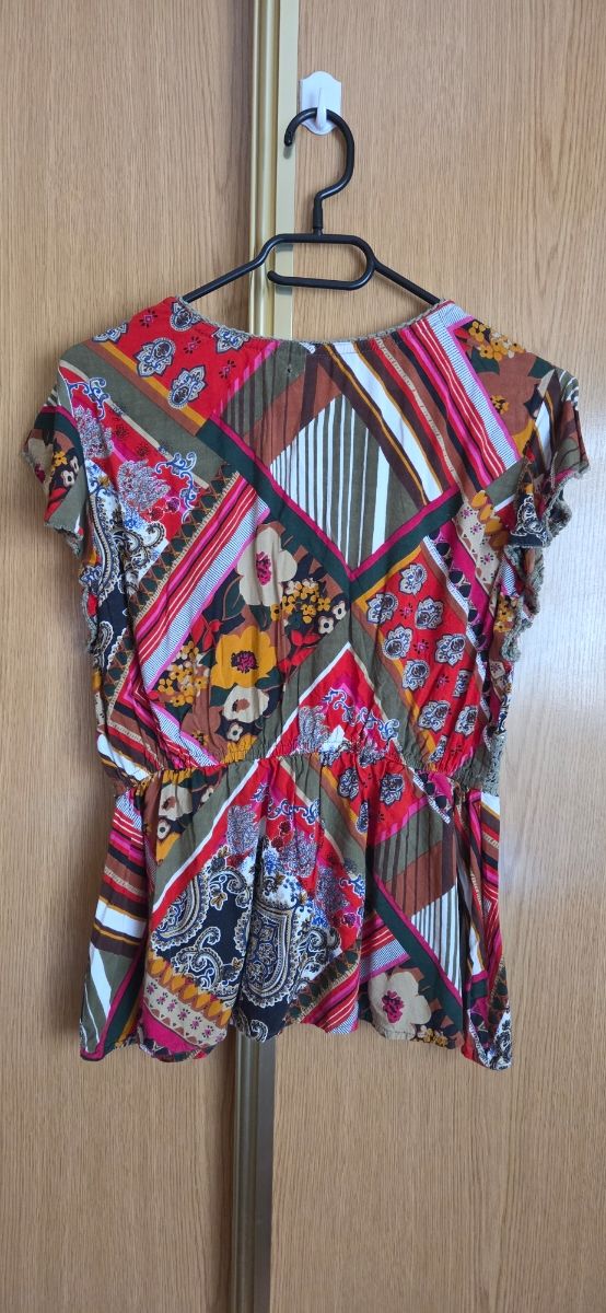 Blusa Natura multicolor talla L