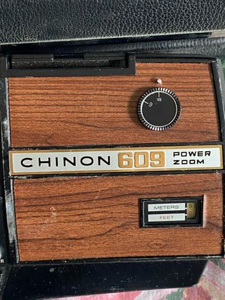 Chinon 609 Power Zoom + borsa