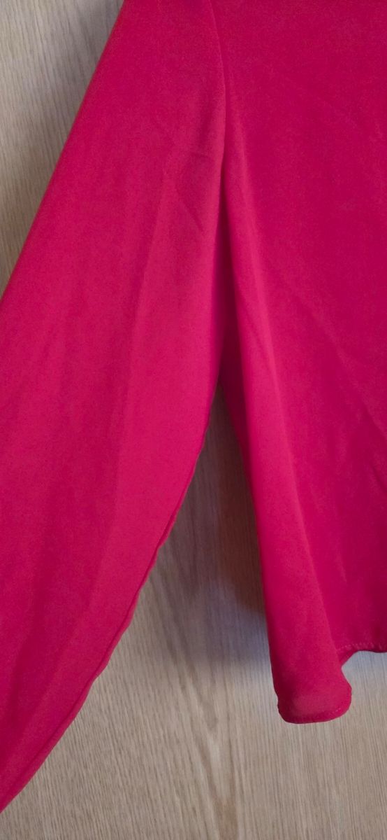 Blusa roja Zara talla S