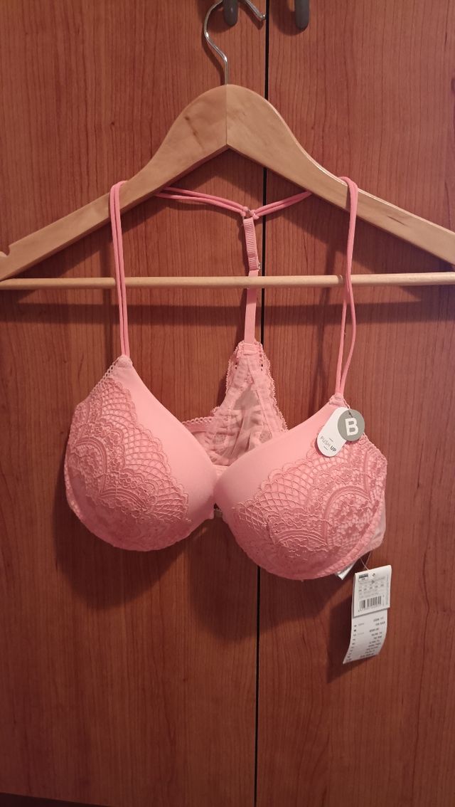 Sujetador rosa 85B con encaje