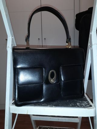 Bolso negro piel - dorado