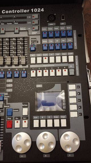 Mesa de luces DMX 1024
