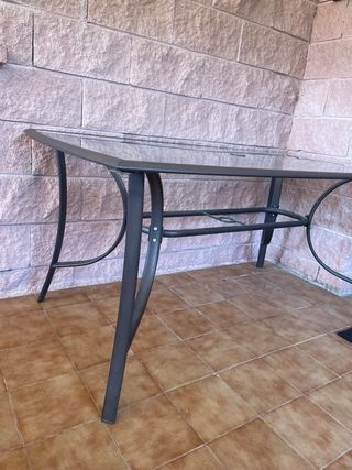 Mesa jardín cristal - metal negra