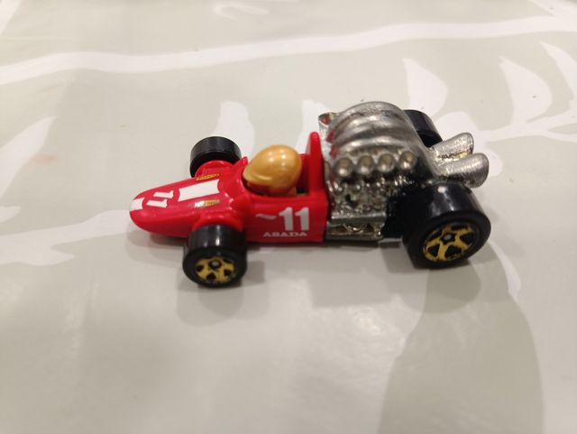 Hot Wheels Plymouth & Fórmula 1