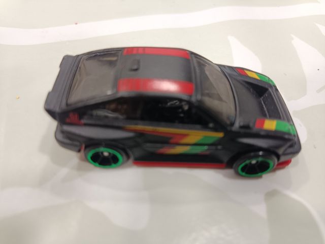 Hot Wheels Plymouth & Fórmula 1