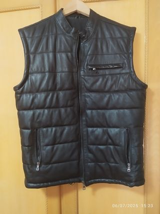 Chaleco acolchado para hombre de cuero 