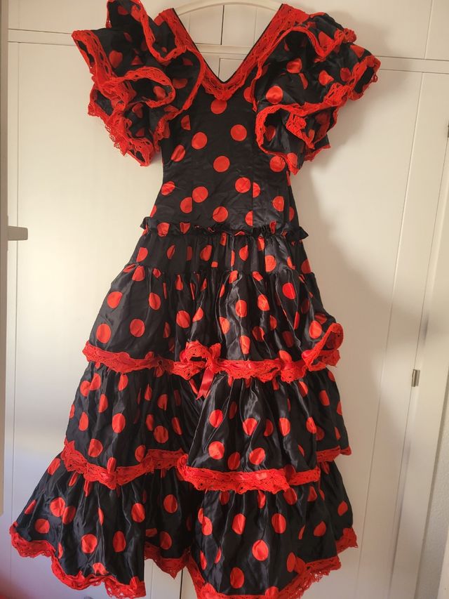 Traje Flamenca lunares rojo-negro
